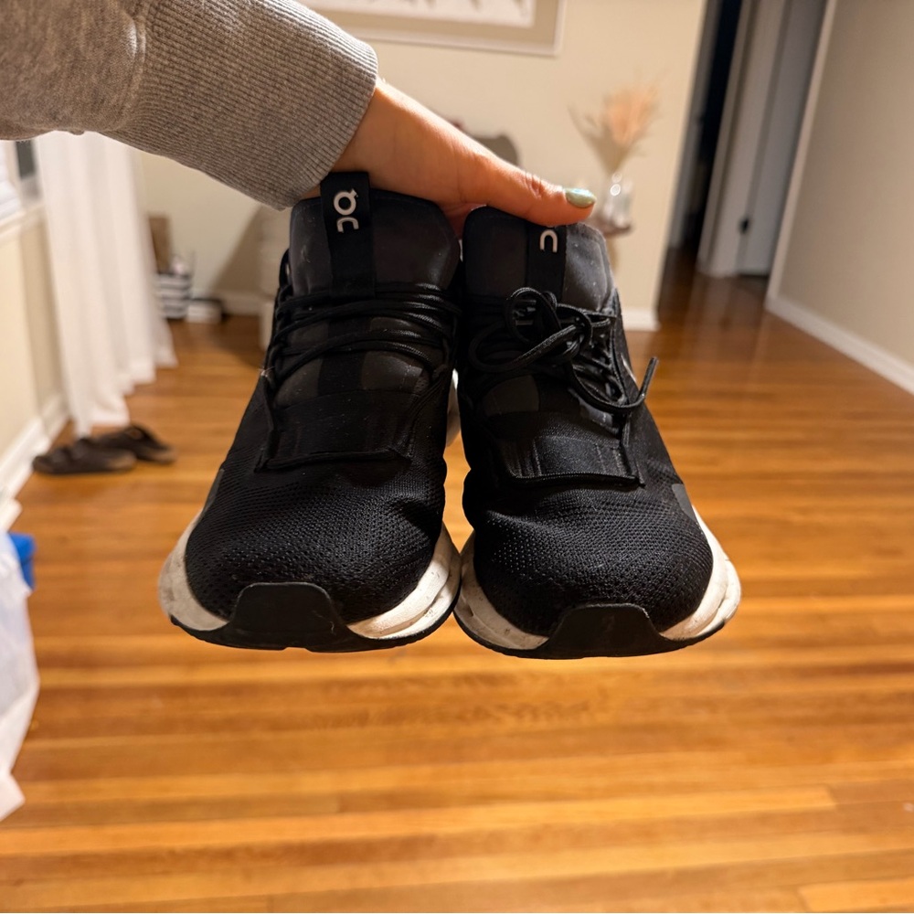 On Running womens Black and White Sneakers